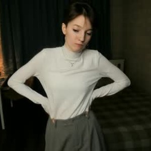 sleekcams.com esmabluitt livesex profile in young cams