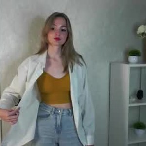 chaturbate esmeblond Live Webcam Featured On onaircams.com