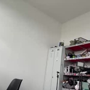 iluvcams.com esther_diaz livesex profile in teen cams