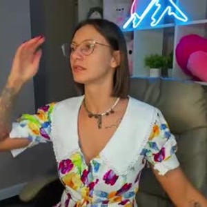 chaturbate esther_lewiss webcam profile pic via 247camsex.com
