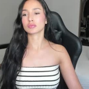 eva_moet2001 webcam livesex profile on glamcambabes.com