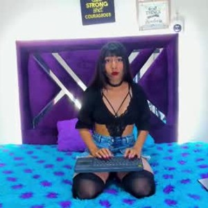 chaturbate eva_rose01 webcam profile pic via badgirlwebcam.com