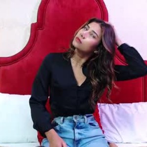 6livesex.com exoticluxe livesex profile in cute cams