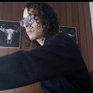 Cam boy feluriam_