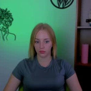 cam-performer.com freen_cute livesex profile in cute cams