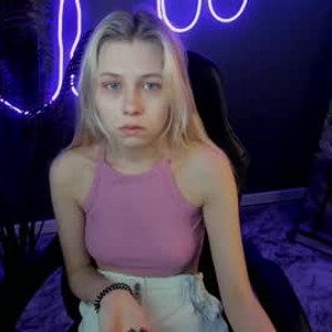 watchgirlcam.com funny_lis livesex profile in shy cams