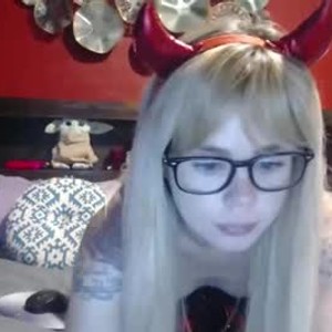 chaturbate funytinythings webcam profile pic via bestlivesexchat.com