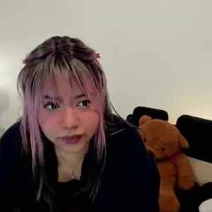 chaturbate gemesiita webcam profile pic via elivecams.com