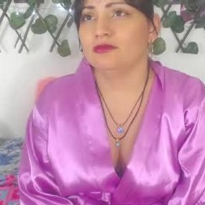 rudecam.live gia_montana livesex profile in pussy cams