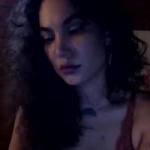 chaturbate gypsyqueeen92 webcam profile pic via bestlivesexchat.com