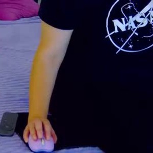 chaturbate heartsmelody webcam profile pic via sexlivecamsites.com