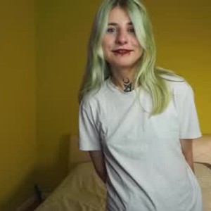 sleekcams.com heladorry livesex profile in shy cams