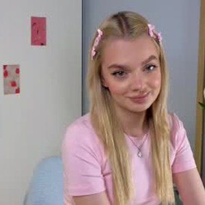 chaturbate hessoyummy webcam profile pic via sexlivecamsites.com