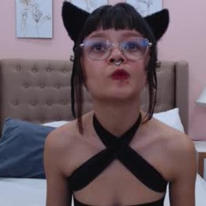chaturbate hikaryy_miyamotoo webcam profile pic via sexlivecamsites.com