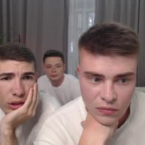 Cam boy holy_eggs_00