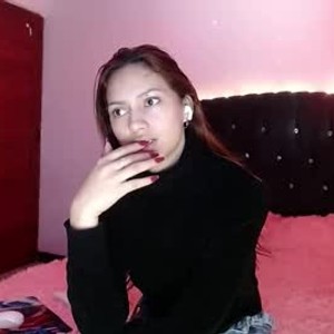 chaturbate holy_juli2 webcam profile pic via sexlivecamsites.com