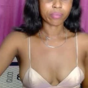 cheapadultsexcams.com hottchoco livesex profile in ebony cams