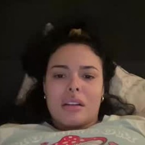 chaturbate iamlindasan webcam profile pic via glamcambabes.com