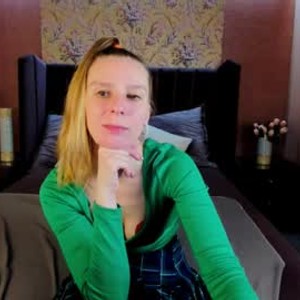 chaturbate idamoonmilf webcam profile pic via cam-performer.com