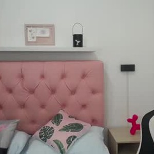 chaturbate ilargi_32 webcam profile pic via sexcams-joy.com