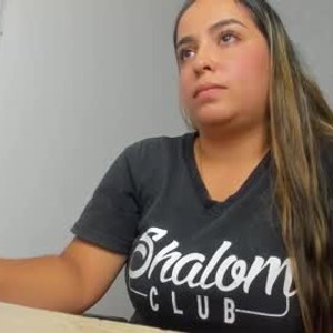 livesexr.com irispinkk livesex profile in milk cams