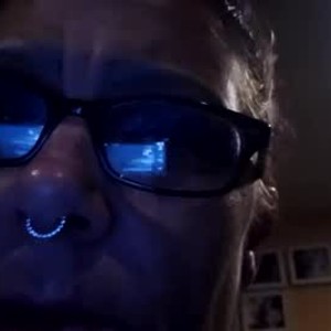 livesex.fan itz_sparklesb1tch livesex profile in little cams