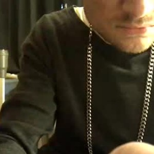 Cam boy iwillsuckmyowndick