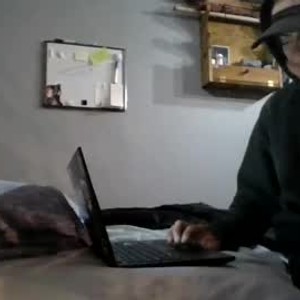 Cam boy jaystirnitup