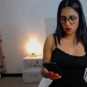 chaturbate jazmin1000 Live Webcam Featured On sleekcams.com