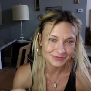 livesexl.com jessexjamesof livesex profile in petite cams