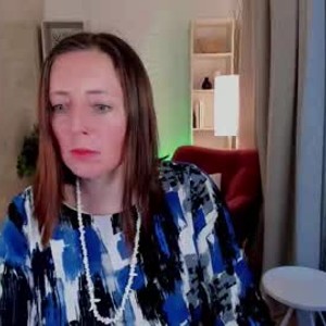 watchgirlcam.com julia_muse livesex profile in nude cams