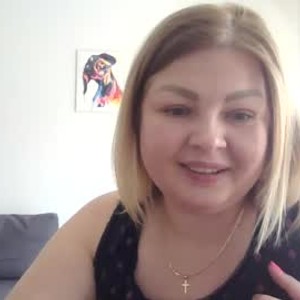chaturbate juliya7777777 webcam profile pic via cam-performer.com