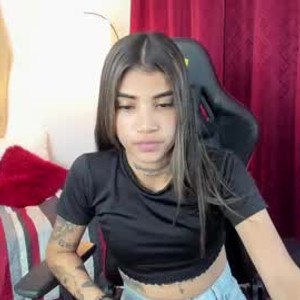 chaturbate karoll_dreams webcam profile pic via elivecams.com