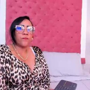 chaturbate karolwestt webcam profile pic via bestlivesexchat.com