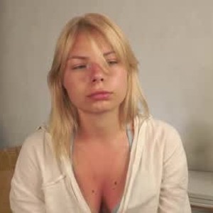 chaturbate katieelson webcam profile pic via privat-livecam.com