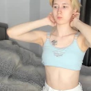 elivecams.com katieestabrooks livesex profile in lovense cams