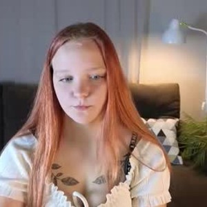 chaturbate kelly_lily_tender webcam profile pic via privat-livecam.com