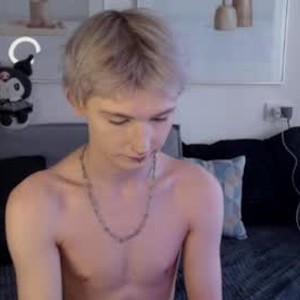 Cam boy kessy_white