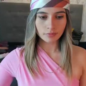 Camgirl is actually offline