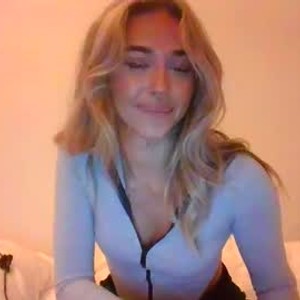 free6cams.com kikigrayy livesex profile in new cams