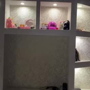 myliveeroticcams.com killer_bi_ livesex profile in shy-new cams