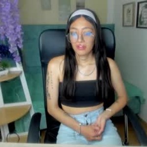 chaturbate kim_valdez_ webcam profile pic via bestlivesexchat.com