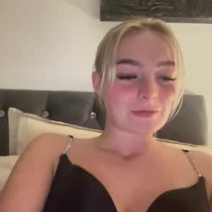 sleekcams.com kinkychantelle98 livesex profile in british cams