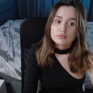 Camgirl is actually offline