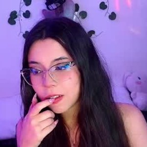 chaturbate kittyuwu_ webcam profile pic via mega-camsex.com
