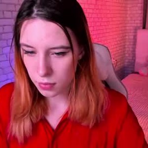 Camgirl is actually offline