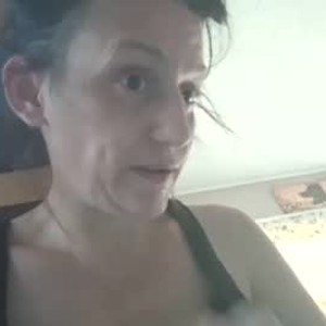 chaturbate krit_hott_cockwhore Live Webcam Featured On netcams24.com