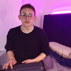 Cam boy kyler_whitee