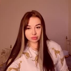 Camgirl is actually offline