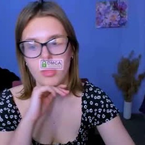 livesex.fan lady_dominica livesex profile in young cams